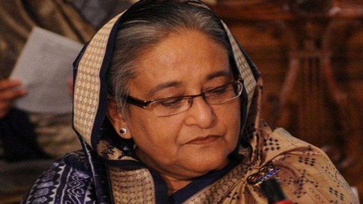 শেখ হাসিনাসহ ৩৯ জনের দেশত্যাগে নিষেধাজ্ঞা